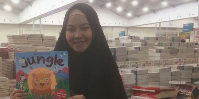 Gurihnya Bisnis Jastip di Bazar Buku