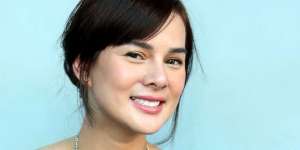 Astrid Tiar Ketagihan Main Hujan-hujanan