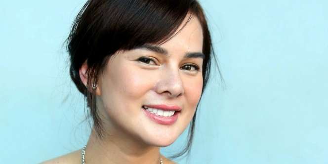 Astrid Tiar Ketagihan Main Hujan-hujanan