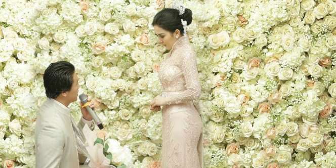 Janji Syahrini kepada Reino Barack