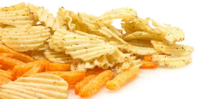 Keripik Gurih Bisa Picu Iritasi Parah di Mulut Anak