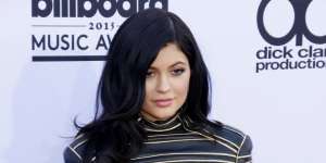 Kylie Jenner Rebut Gelar Miliarder Termuda dari Mark Zuckerberg
