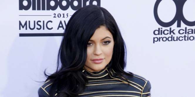 Kylie Jenner Rebut Gelar Miliarder Termuda dari Mark Zuckerberg