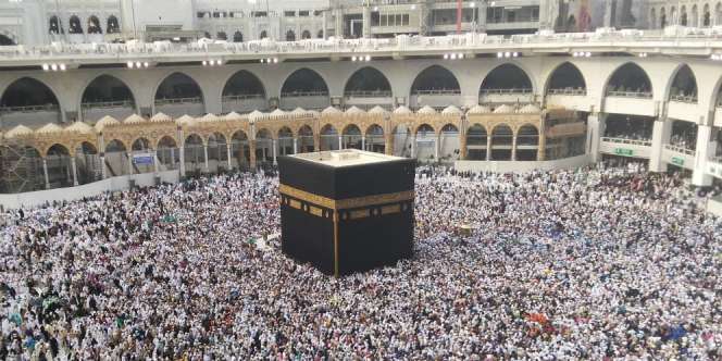 10 Jam Menuju Rumah Allah