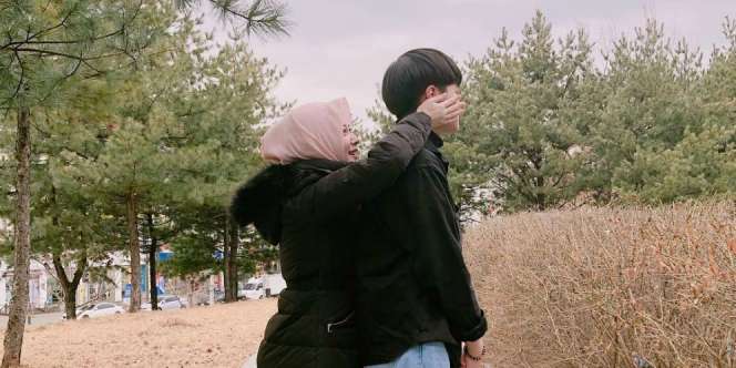 Sibling Goals Banget! Potret Kedekatan Ayana Moon dan Adiknya yang Baru Mualaf