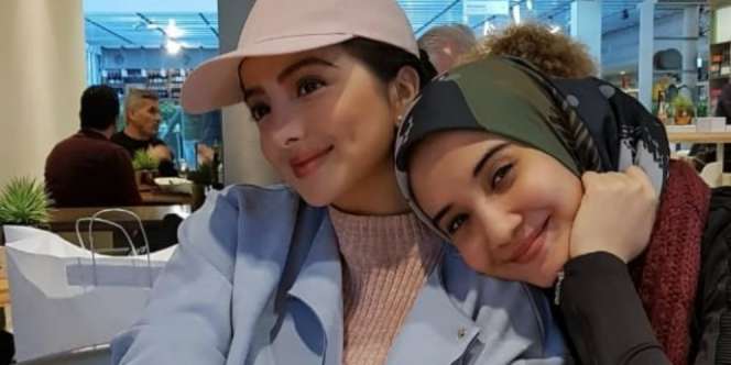 Cantiknya Sarah, Sepupu Zaskia dan Shireen Sungkar