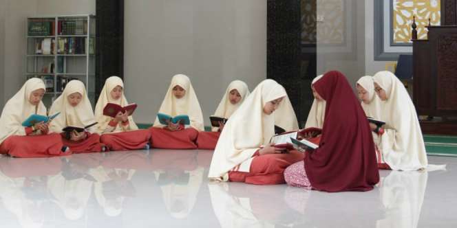 Hanya 4,5 Bulan, Santri Ini Hafal 30 Juz Alquran