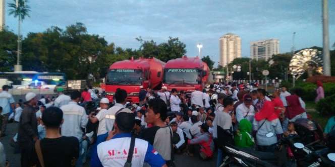 Kronologis 2 Mobil BBM Pertamina Dibajak dan Dilarikan ke Istana