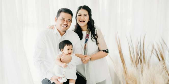 Lihat Duet Kahiyang dan Sedah Berlenggok di Catwalk, Gemas!