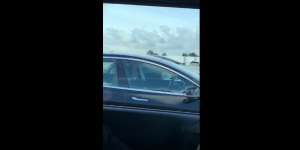 Viral, Sopir Tertidur Pulas Kala Mobil Melaju 120 Km/Jam