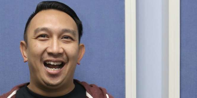 Augie Fantinus Jual Sepatu demi Menyambung Hidup