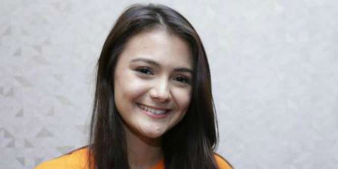 Amanda Rawles Tak Gengsi Tubuhnya Dipenuhi Koyok
