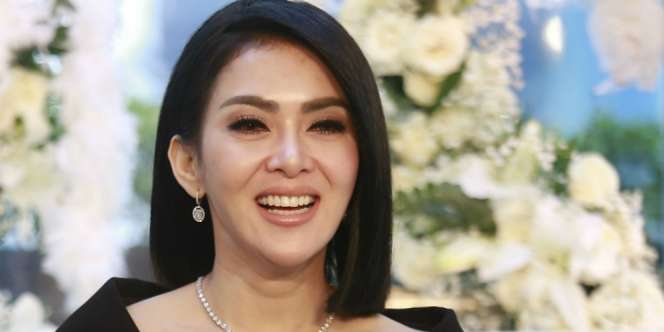 Syahrini Laporkan Pedangdut Lia Ladysta ke Polisi