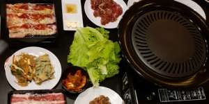 Cukup Rp100 Ribu, Kamu Bisa Santap Makanan Korea Sepuasnya
