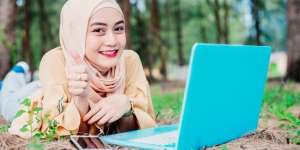 Mencari Jati Diri Lewat Aplikasi