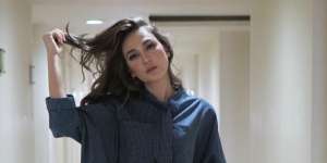 Luna Maya Ngobrol Bareng Ariel Noah, Netizen Langsung Geger