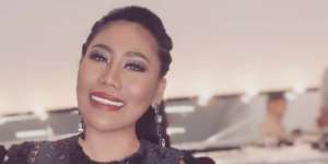 Evi Masamba Curhat Masalah Dunia dan Masa Depan