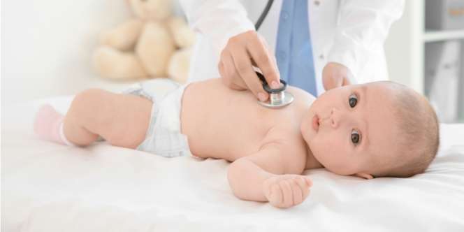 Coba Tes Pendengaran Bayi dengan Cara Sederhana