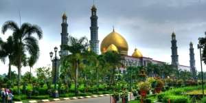Dian Al Mahri Pendiri Masjid Kubah Mas Wafat, Pegawai Ungkap Kenangan Sedih