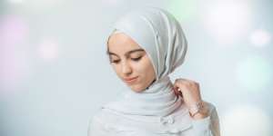Pentingnya Memakai Skincare Sejak Dini, Di Usia Berapa?