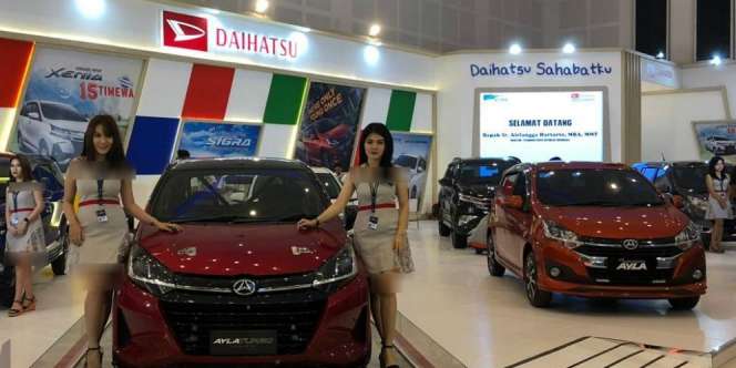 Ayla Turbo Mejeng di GIIAS Surabaya 2019, Lihat Tongkrongannya