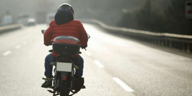 5 Kebiasaan Buruk Pengendara Motor, Kamu yang Mana?