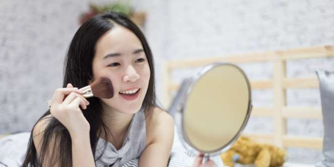 Panduan Make Up ala Model Korea Yoon Young Bae