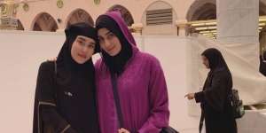 Keseringan Update Instagram Saat Umroh, Ayu Ting Ting Dicibir