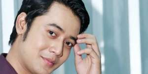 Hilda dan Billy Syahputra Putus, Kriss Hatta: Tidak Ngurus!