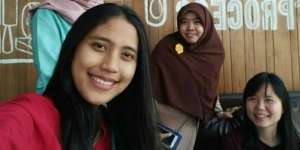 Make Up Kondangan Antimenor ala Tyas Ayu Miranti
