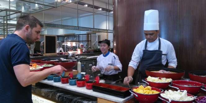 Mencicipi Kuliner Nusantara Sepuasnya di Resto All You Can Eat