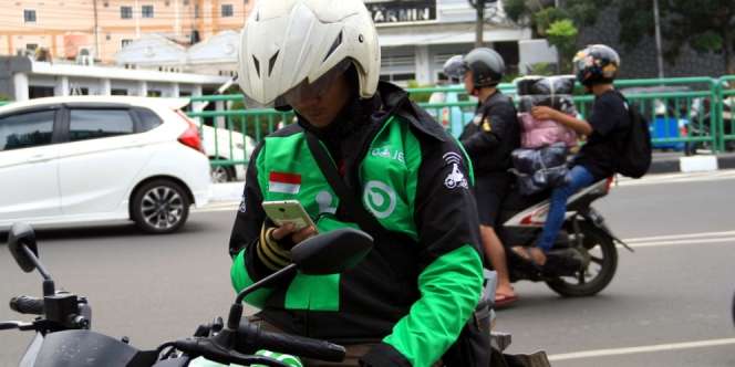 Dapat Orderan Rp1 Juta, Driver Ojol Pulang dengan Muka Memelas