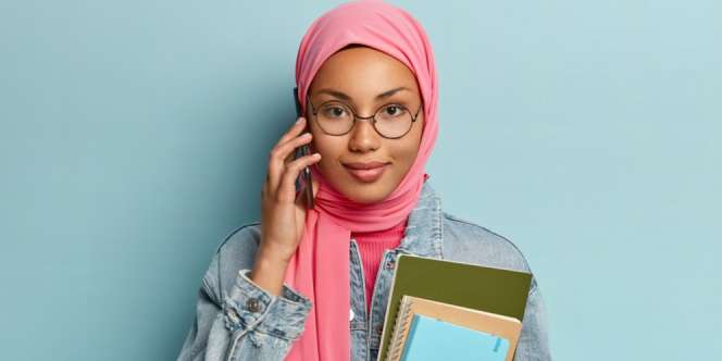 Trik Agar Tampil Trendi dengan Denim, Mau Tahu?