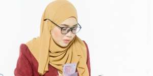 4 Kesalahan Fresh Graduate Kelola Uang, yang Ketiga Bikin Tepok Jidat