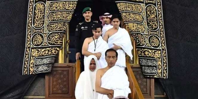 Momen Haru Iriana Sesenggukan di Pelukan Jokowi Saat Umroh