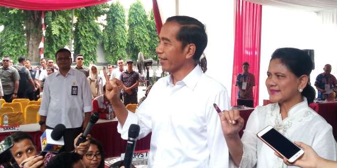 Prabowo Raih 46 Suara di TPS Jokowi Nyoblos