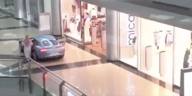Viral Pria Arab Sewa Satu Mall Biar Bisa Belanja Sambil Naik Mobil