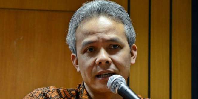 Ganjar Pranowo Bikin Lomba Olah Sampah Bekas Kampanye