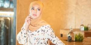 Tips Bikin Riasan Terracotta yang Ngehits di Runway 2019