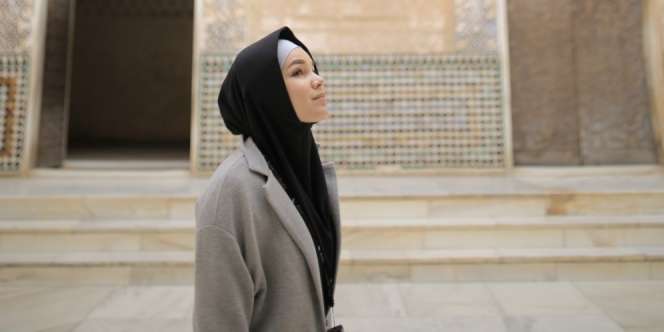 Ikuti Sunnah, Kunci Fit Dewi Sandra Saat Puasa