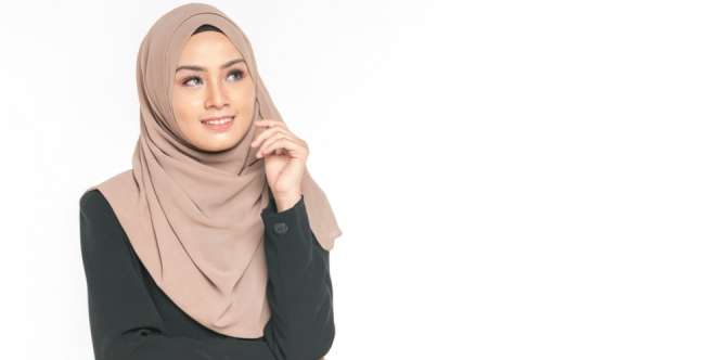 6 Fashion Item untuk Kamu yang Bertubuh Mungil