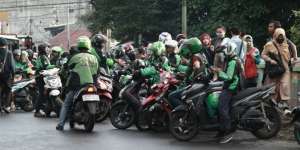 Jangan Kaget, Tarif Ojek Online Naik Drastis Mulai Hari Ini