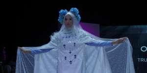 Anggun Menawan, Kuntum Bunga di Hijab MUFFEST 2019