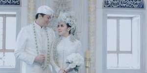 Gala Dinner Mewah Syahrini dan Reino Barack Bersama 500 Teman