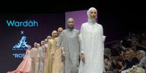 Kolaborasi Elegan 4 Desainer di Wardah `The Unstoppable You`