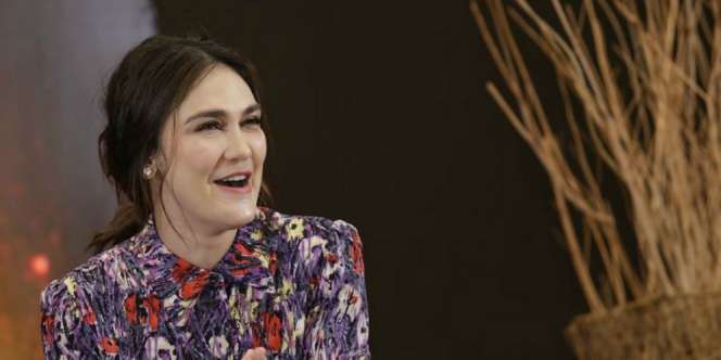 Puasa Pertama, Luna Maya Unggah Foto Berhijab