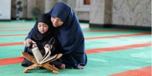 8 Tips Ramadan untuk Ibu yang Bekerja