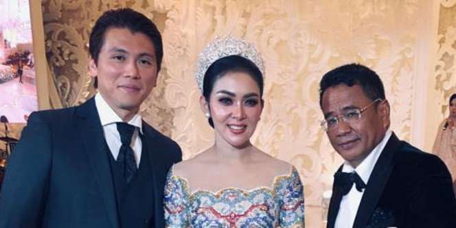 Hotman Paris Ungkap Suasana Sebenarnya Dinner Syahrini-Reno Barack