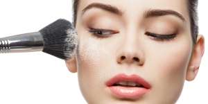 Tips `Baking Concealer` Pencegah Penuaan Dini