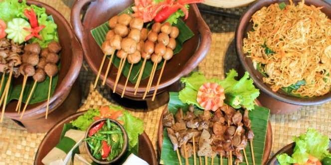 Nikmati Hidangan Buka Puasa di Hotel ala Angkringan